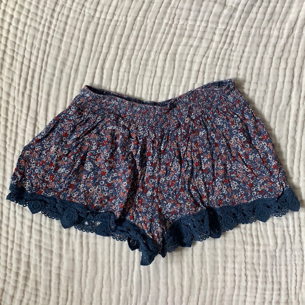 Floral print shorts - M